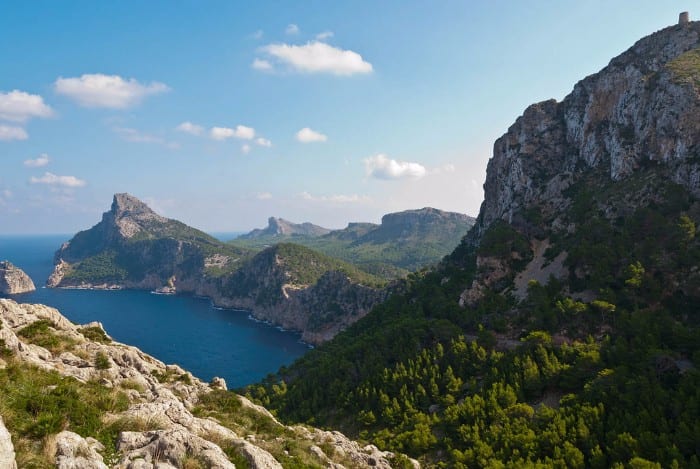 Majorca budget travel