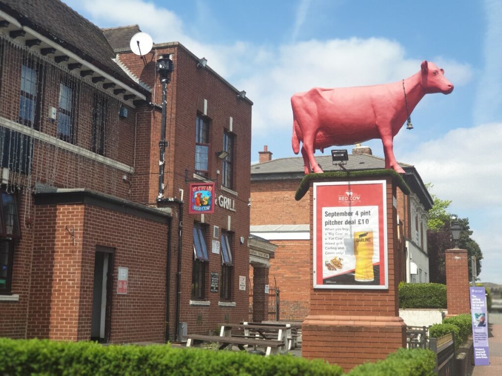 UK pub - cost of eating and drinking