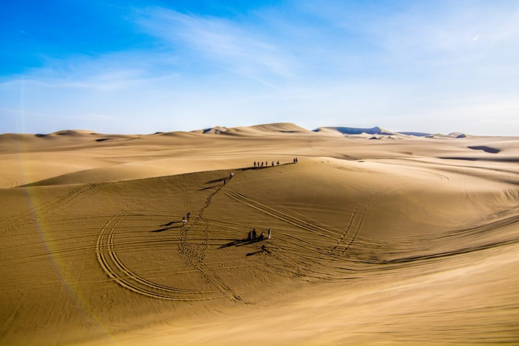 Huacachina Desert
